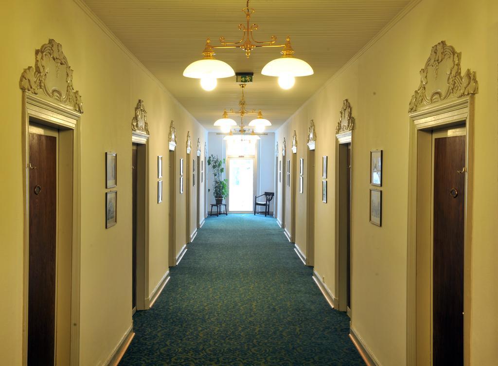 Ringhotel Giffels Goldener Anker Bad Neuenahr-Ahrweiler Bagian luar foto
