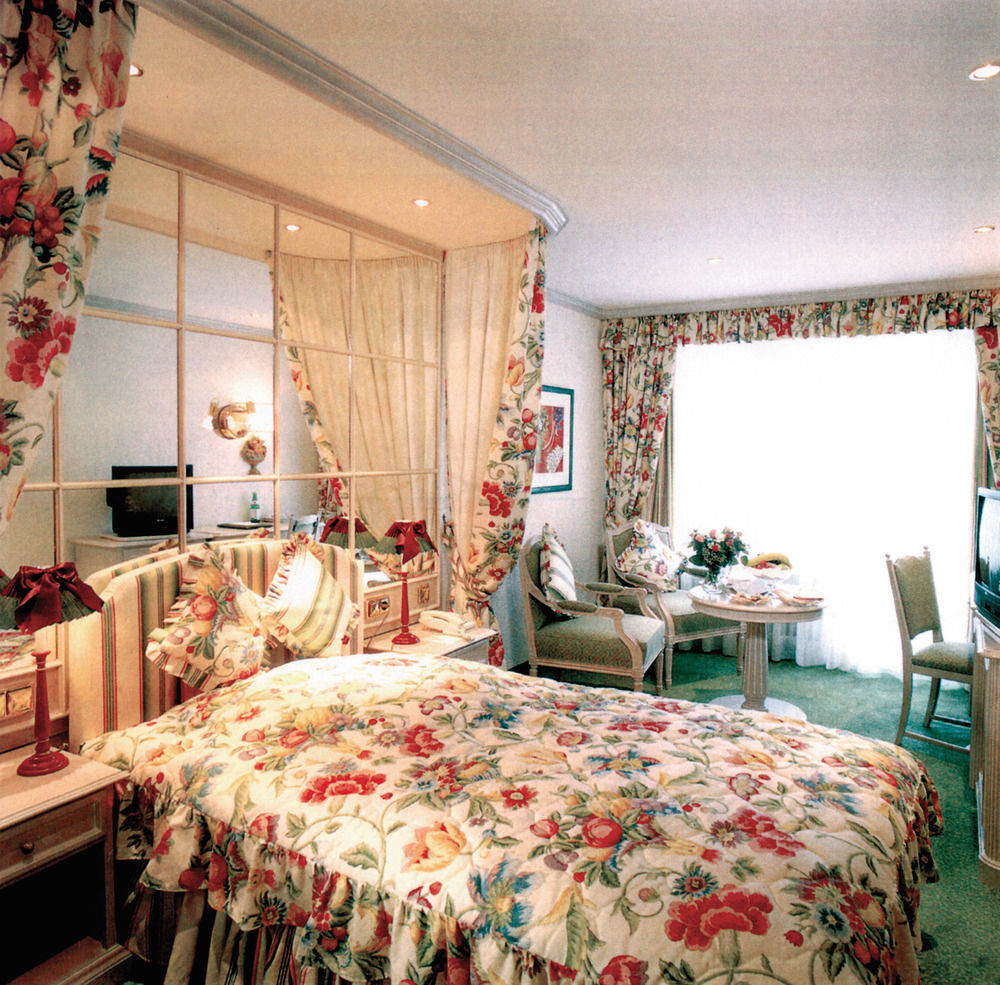 Ringhotel Giffels Goldener Anker Bad Neuenahr-Ahrweiler Bagian luar foto