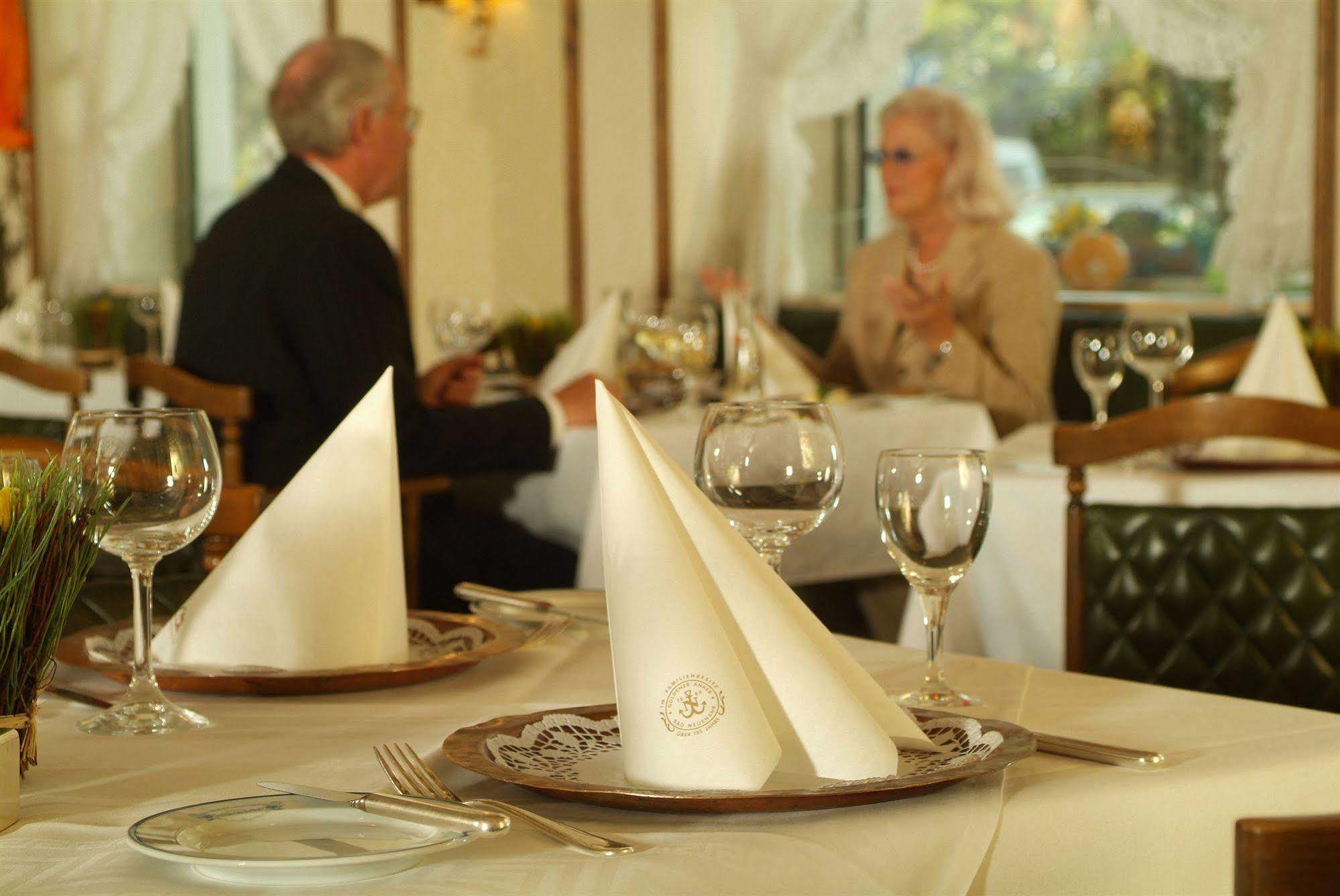 Ringhotel Giffels Goldener Anker Bad Neuenahr-Ahrweiler Bagian luar foto